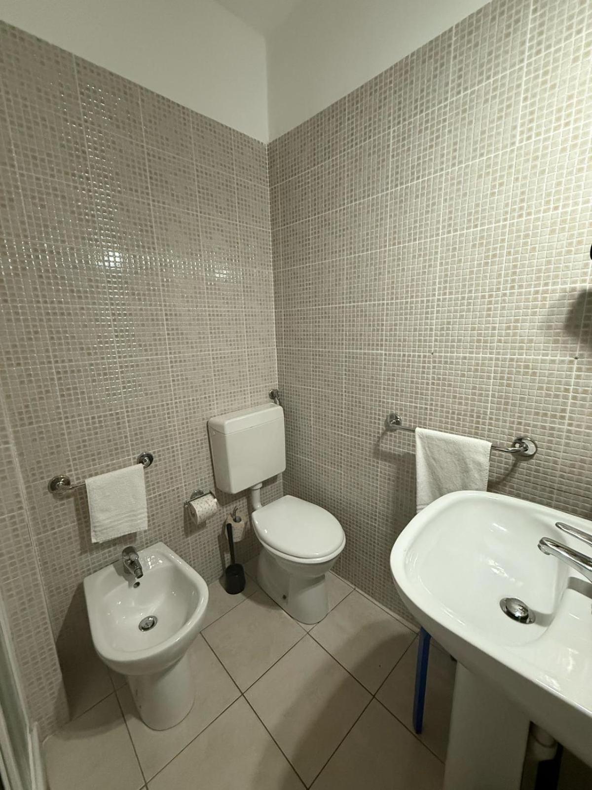 Pollon Inn Санремо Экстерьер фото